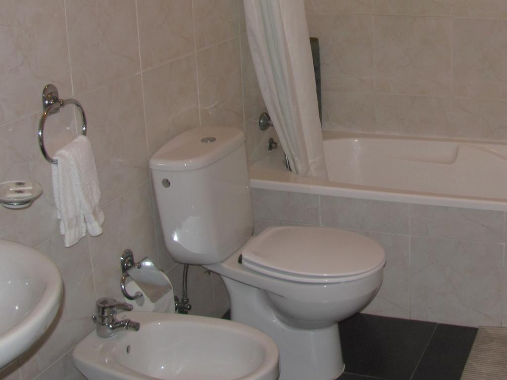 Gasthaus Quinta Do Alves Pacos de Ferreira Zimmer foto