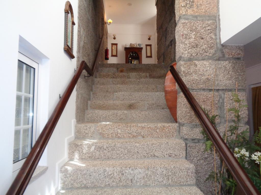 Gasthaus Quinta Do Alves Pacos de Ferreira Exterior foto