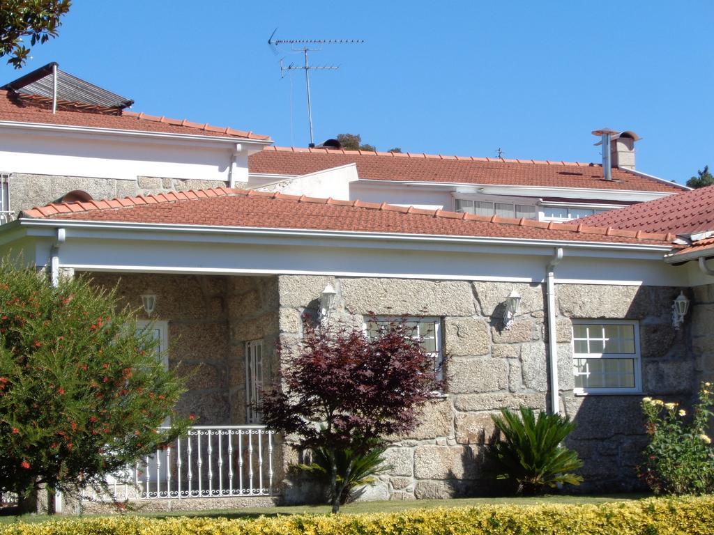 Gasthaus Quinta Do Alves Pacos de Ferreira Exterior foto