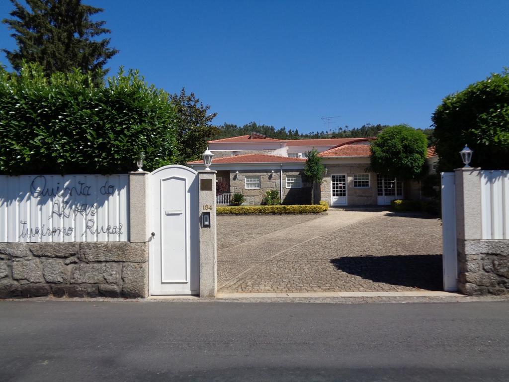 Gasthaus Quinta Do Alves Pacos de Ferreira Exterior foto