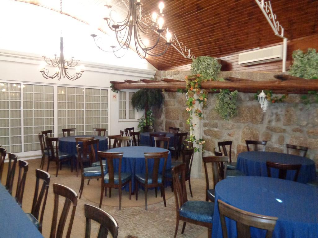 Gasthaus Quinta Do Alves Pacos de Ferreira Exterior foto